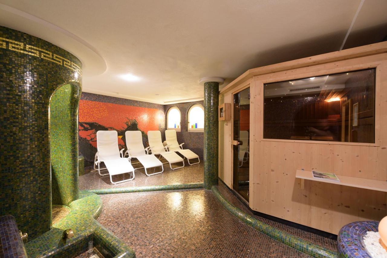Glanzhof Hotel & Apartments マルレンゴ エクステリア 写真