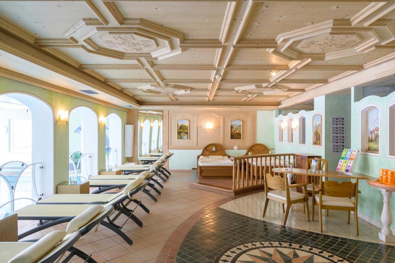 Glanzhof Hotel & Apartments マルレンゴ エクステリア 写真