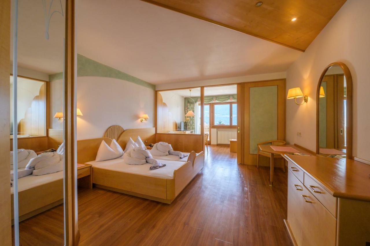 Glanzhof Hotel & Apartments マルレンゴ エクステリア 写真